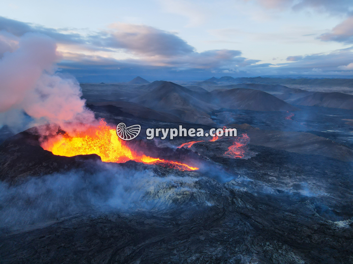 Volcan de la Fagradalsfjall - Eruption du 10-07-2021 - gryphea.org